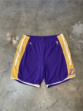 Y2K Adidas Los Angeles Lakers NBA Basketball Shorts